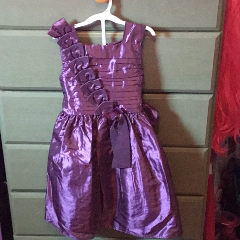 Girls party dress